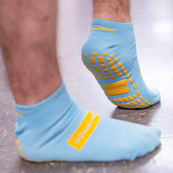 Haines non-slip patient socks large yellow