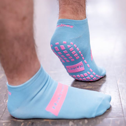 Haines non-slip patient socks medium size pink